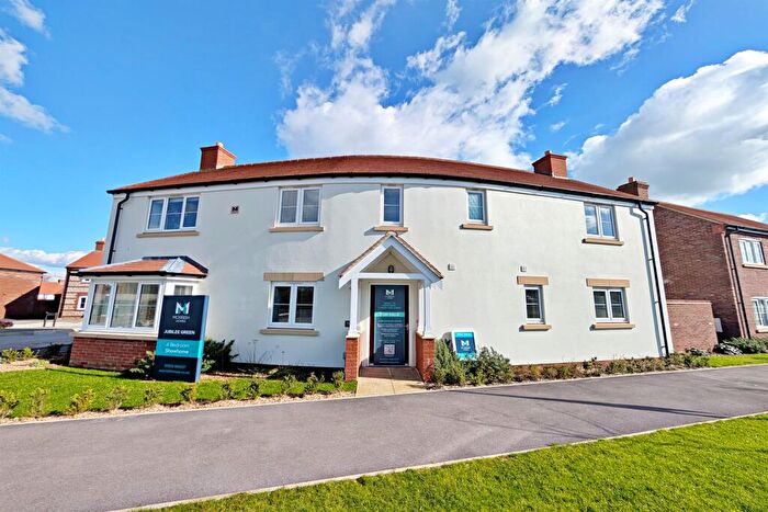 4 Bedroom Detached House For Sale In Charlton Marshall, DT11