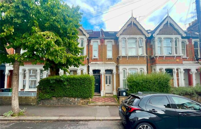 1 Bedroom Flat To Rent In Cleveland Park Avenue, Walthamstow, London, E17