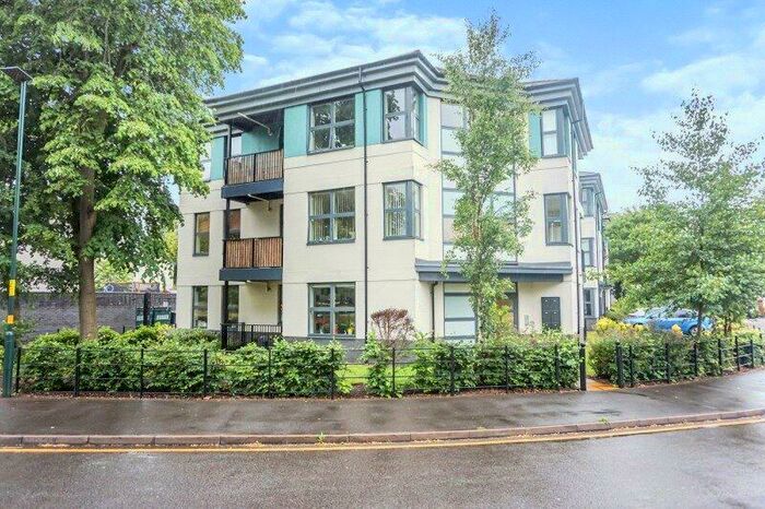 2 Bedroom Flat To Rent In Cawdor Crescent, Birmingham, B16