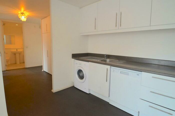 2 Bedroom Apartment To Rent In Nottingham One, NG1