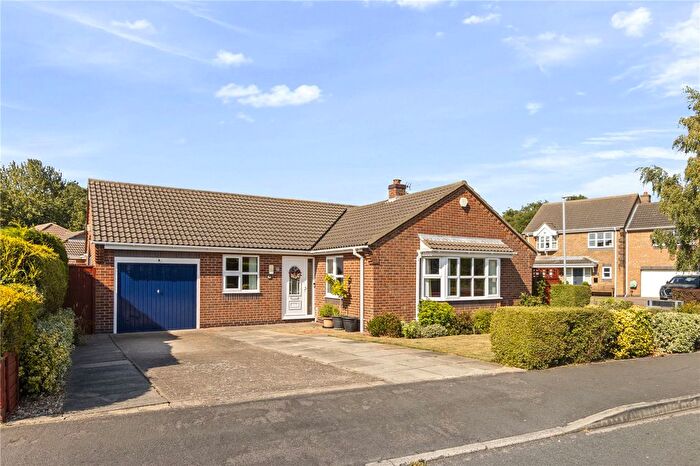 3 Bedroom Bungalow For Sale In Pilgrims Way, Immingham, Ne Lincs, DN40