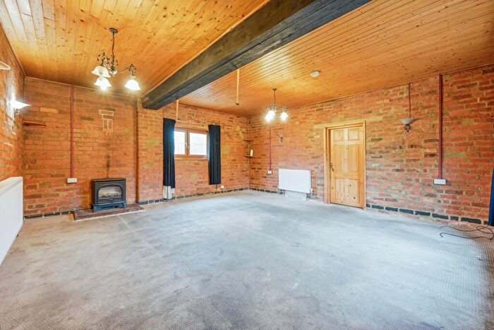 2 Bedroom Detached House For Sale In High Street, Newhall, Swadlincote, Derbyshire, DE11