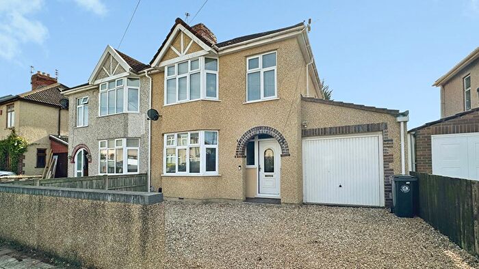 3 Bedroom Semi-Detached House For Sale In Frome Valley Road, Bristol, BS16