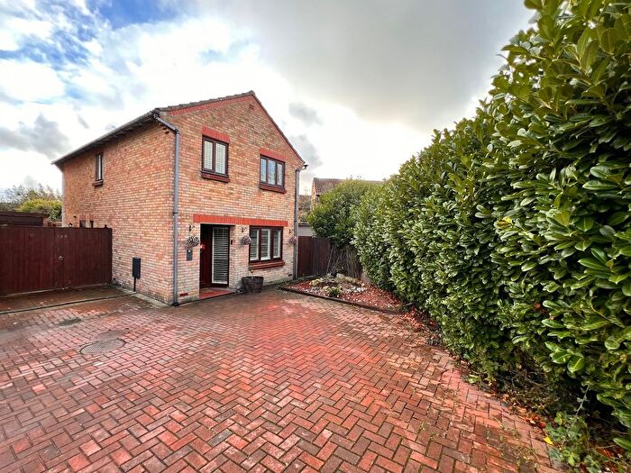 3 Bedroom Detached House For Sale In Fonmon Park Road, Rhoose, CF62