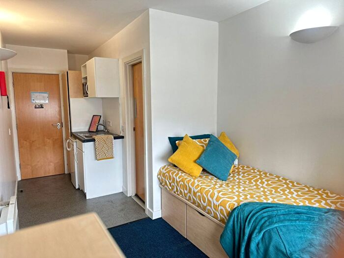 1 Bedroom Flat To Rent In Dunn House Student Accommodation, - North Bridge Street, Sunderland, SR5