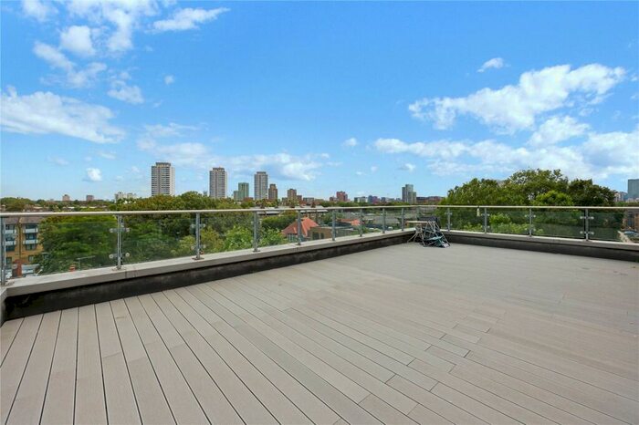 3 Bedroom Penthouse To Rent In Merchant Street, E3