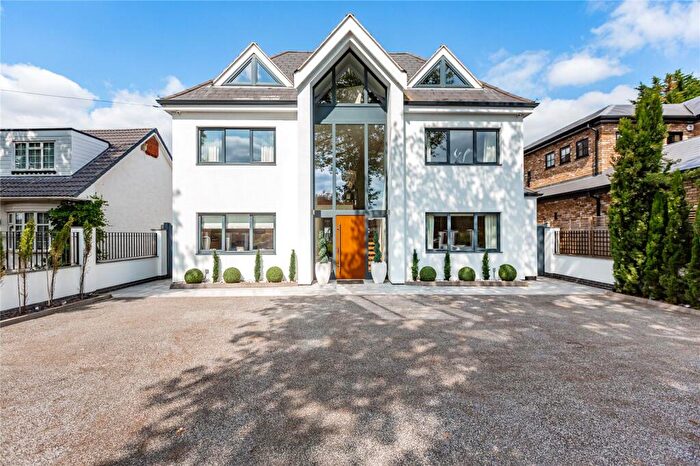 5 Bedroom Detached House For Sale In Nelmes Road, Emerson Park, RM11