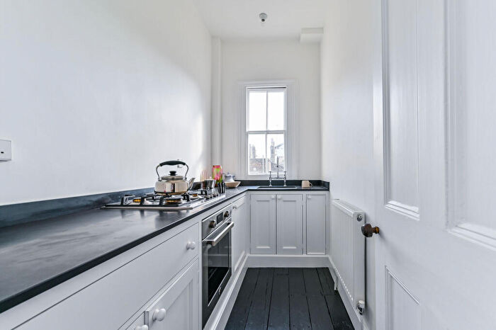1 Bedroom Flat For Sale In Camden Street, Camden Town, London, NW1