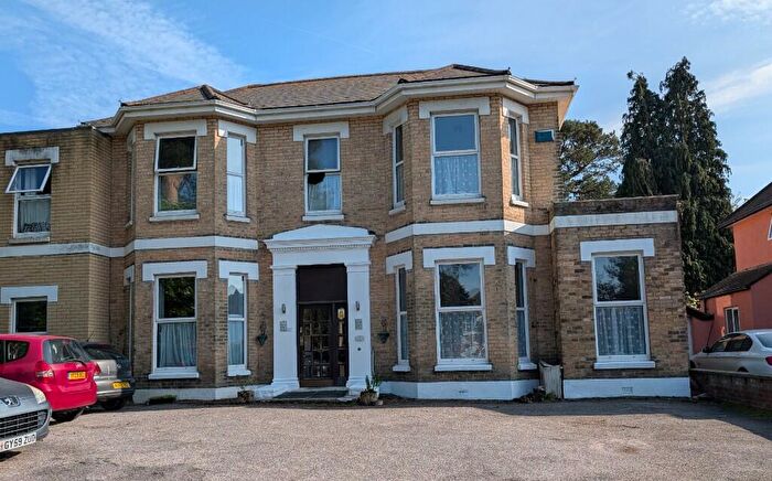 Studio To Rent In Knyveton Road, Bournemouth, Dorset, BH1