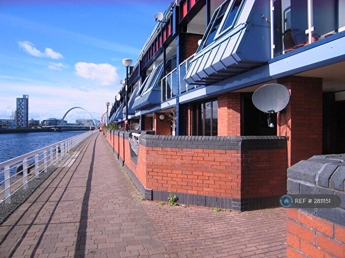 2 Bedroom Flat To Rent In Lancefield Quay, Glasgow, G3