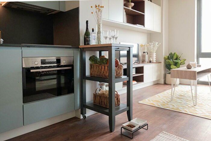 1 Bedroom Apartment To Rent In Victoria Way, Woking, Surrey, GU21