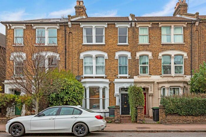 2 Bedroom Flat To Rent In Upper Tollington Park, Stroud Green, N4