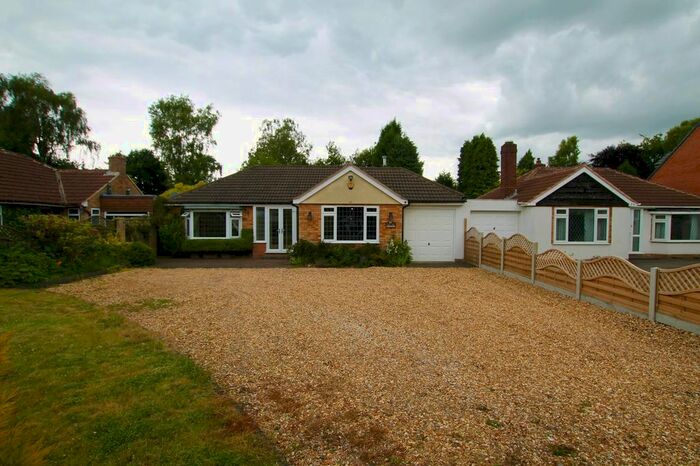 3 Bedroom Bungalow To Rent In Streetly Crescent, Sutton Coldfield, B74