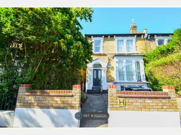 4 Bedroom Flat To Rent In Evering Road, London, E5