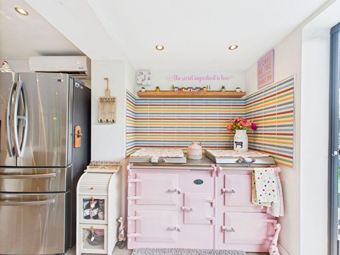 4 Bedroom Detached House For Sale In Beach Walk, Paignton, TQ4
