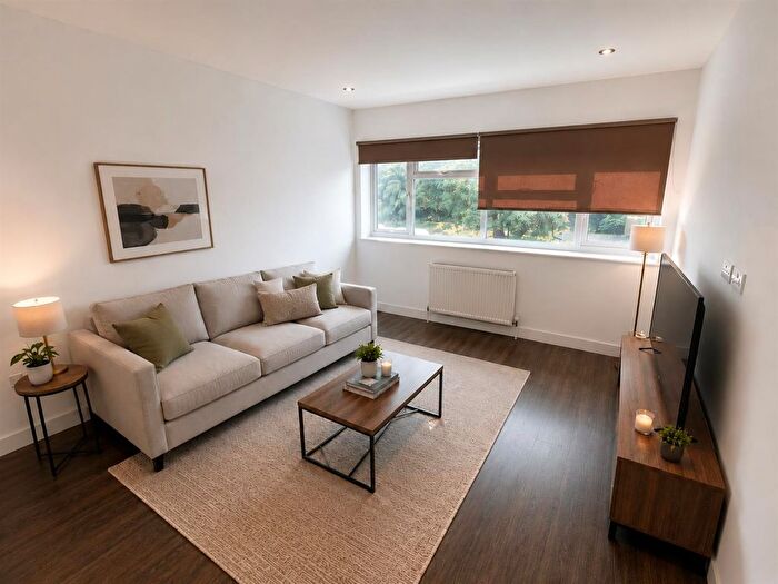 2 Bedroom Block Of Flats To Rent In Ballards Lane, Finchley, N3