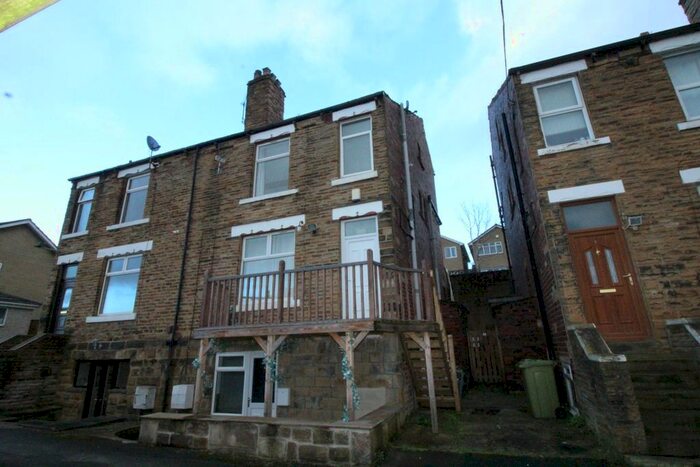 2 Bedroom End Of Terrace House To Rent In Yard Four, Brookroyd Lane, Birstall, Batley WF17