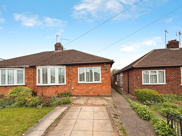 3 Bedroom Bungalow To Rent In Tann Road, Finedon, Wellingborough, NN9