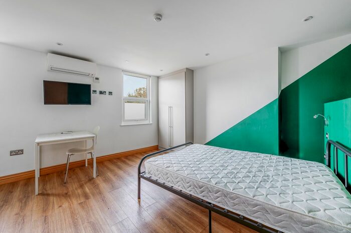 1 Bedroom Flat To Rent In The Avenue, London, W13