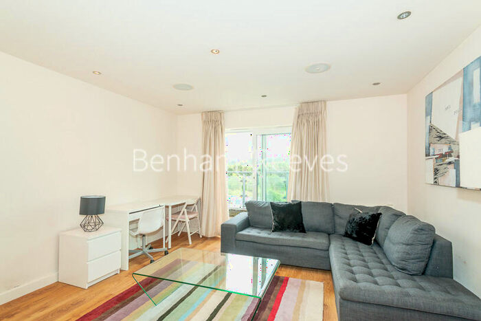 2 Bedroom Apartment To Rent In Aerodrome Road, Colindale, NW9