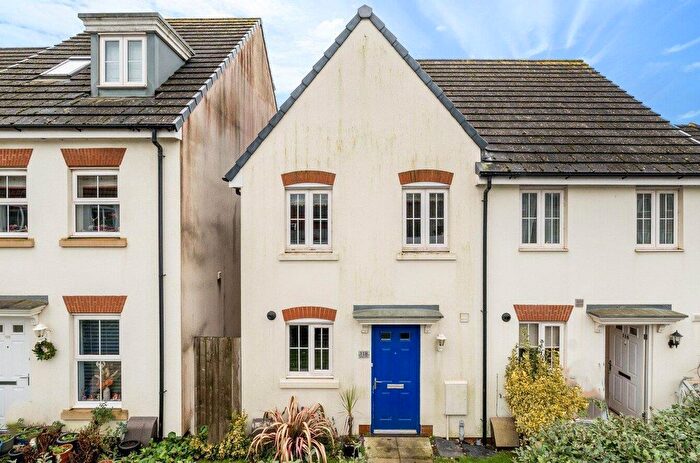 2 Bedroom Semi-Detached House For Sale In Swallow Way, Cullompton, Devon, EX15