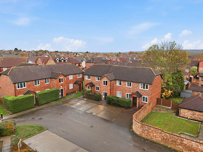 3 Bedroom Apartment For Sale In Earlsfield Drive, CM2