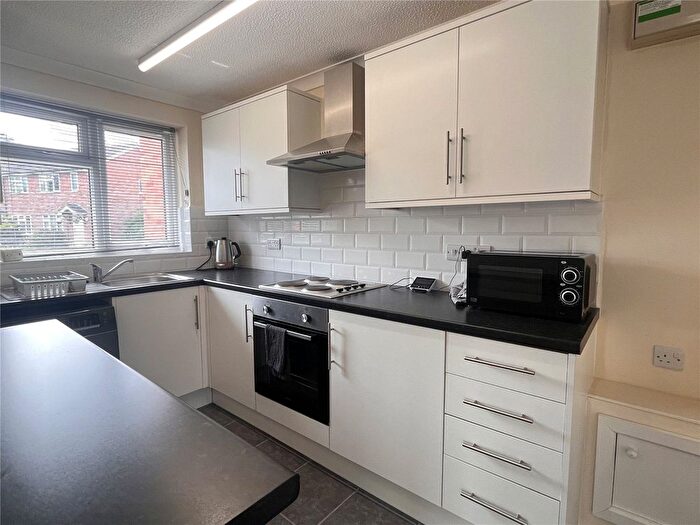 1 Bedroom Bungalow For Sale In Shaw Road, Monkmoor, Shrewsbury, Shropshire, SY2