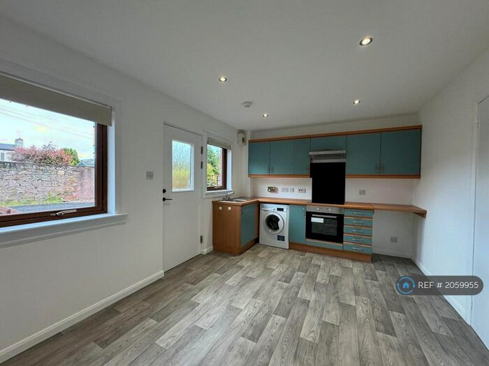 2 Bedroom Terraced House To Rent In Stirling Court, Tillicoultry, FK13