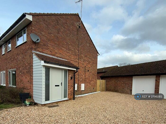 3 Bedroom Semi-Detached House To Rent In Pingles Road, King's Lynn, PE30