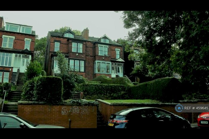 3 Bedroom Flat To Rent In Headingley, West Yorkshire, LS6