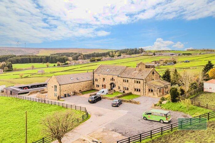 4 Bedroom Terraced House For Sale In Ned Hill Road, Causeway Foot, Halifax, HX2