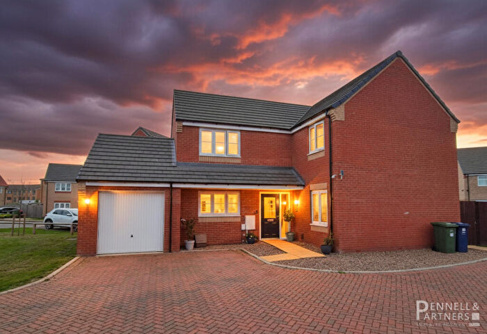 4 Bedroom Detached House For Sale In Clover Close, Whittlesey, Peterborough, PE7