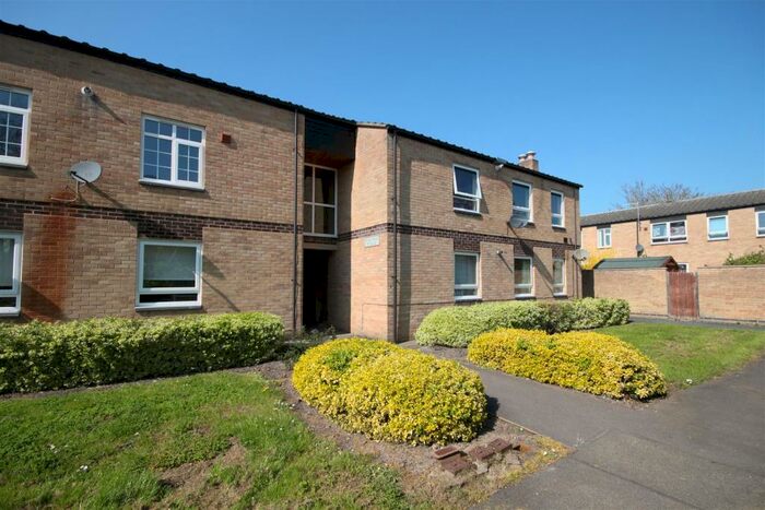2 Bedroom Flat To Rent In Rush Grove, Cambridge, CB1