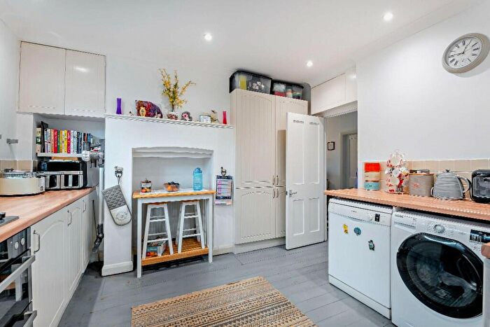2 Bedroom Detached Bungalow For Sale In Lansdowne Road, Littlehampton, West Sussex, BN17