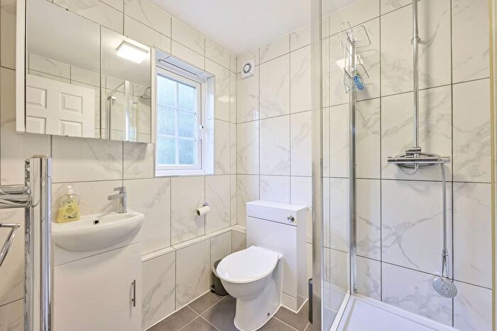 2 Bedroom Flat To Rent In Selhurst Close, Wimbledon Common, London, SW19