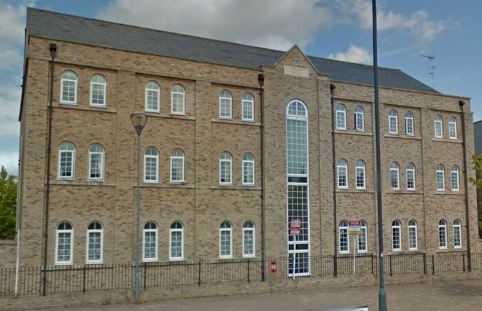 2 Bedroom Flat To Rent In Alicia Close, Swindon, SN25