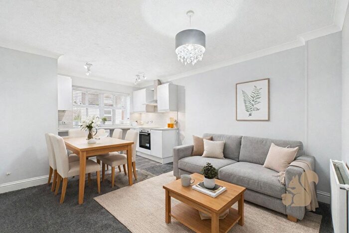 2 Bedroom Flat For Sale In Alexandra Road, Colchester, CO3