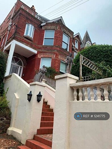 2 Bedroom Flat To Rent In Lalbagh, Poole, BH14