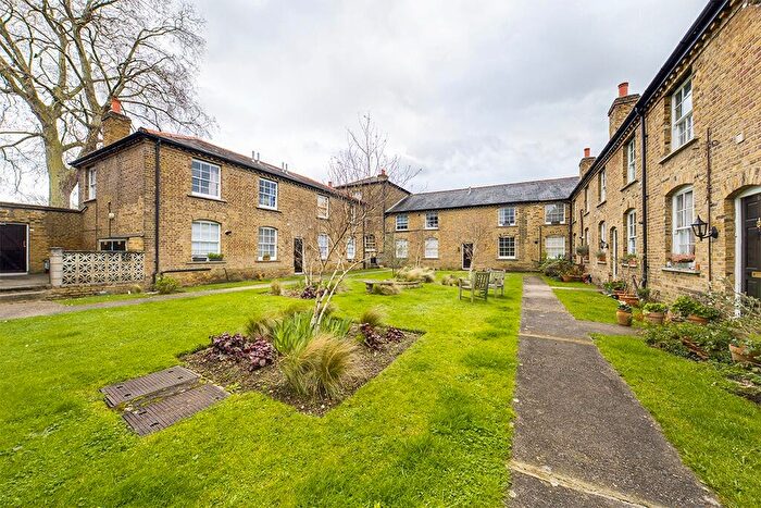 1 Bedroom Apartment To Rent In Greenhill Court, Greenhill Terrace, Woolwich, London, SE18