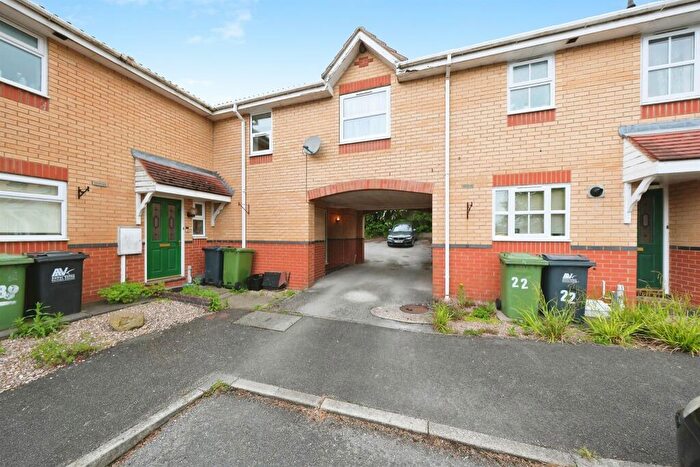 2 Bedroom Town House For Sale In Calver Close, Belper, DE56