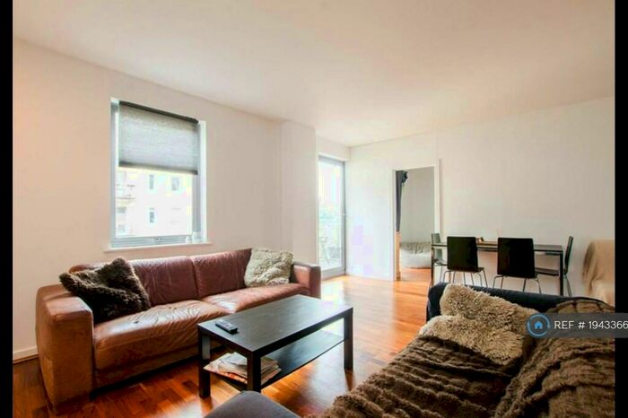 3 Bedroom Flat To Rent In Wick Lane, London, E3