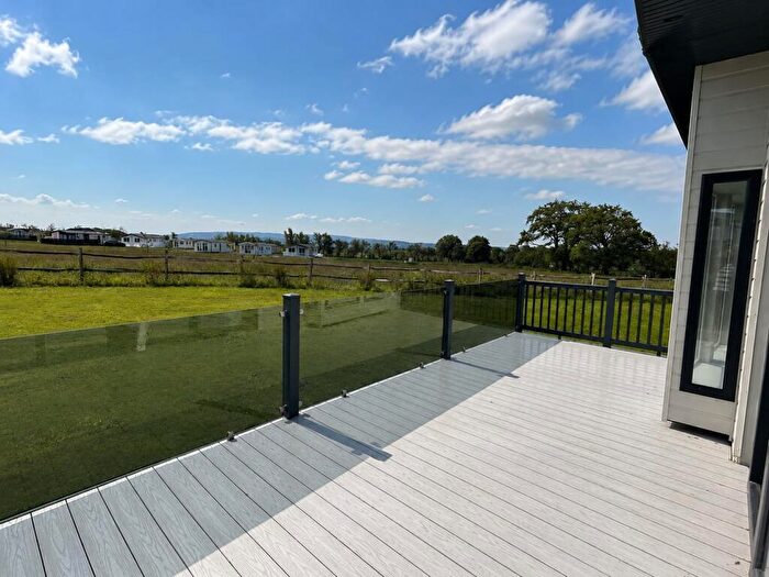 3 Bedroom Lodge For Sale In Three Bed Private Sale Willerby Portland, Bowland Fell Holiday Park, Skipton, North Yorkshire, BD23
