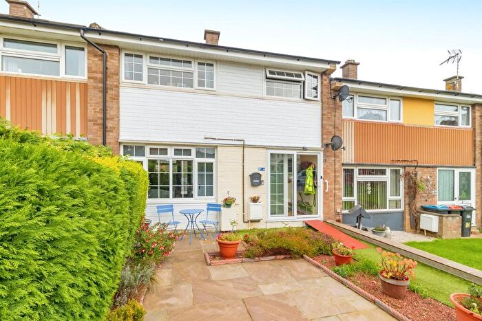 3 Bedroom Terraced House For Sale In Caernarvon Crescent, Bletchley, Milton Keynes, MK3