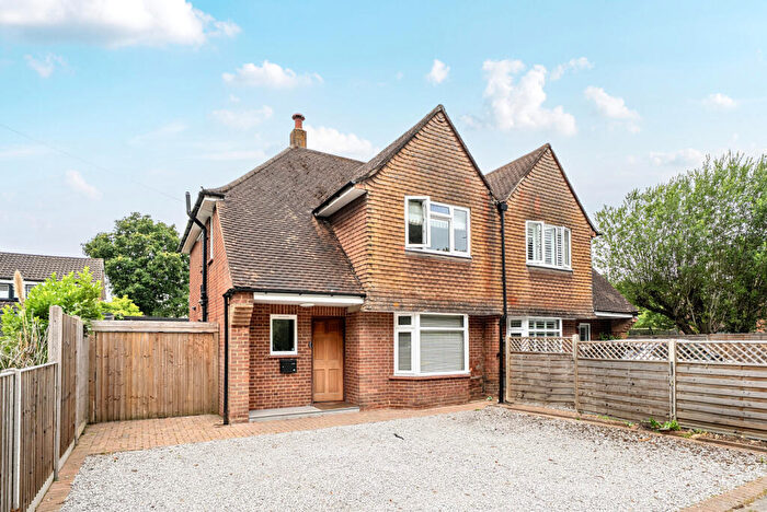 3 Bedroom Detached House To Rent In Howard Road, Effingham Junction, KT24