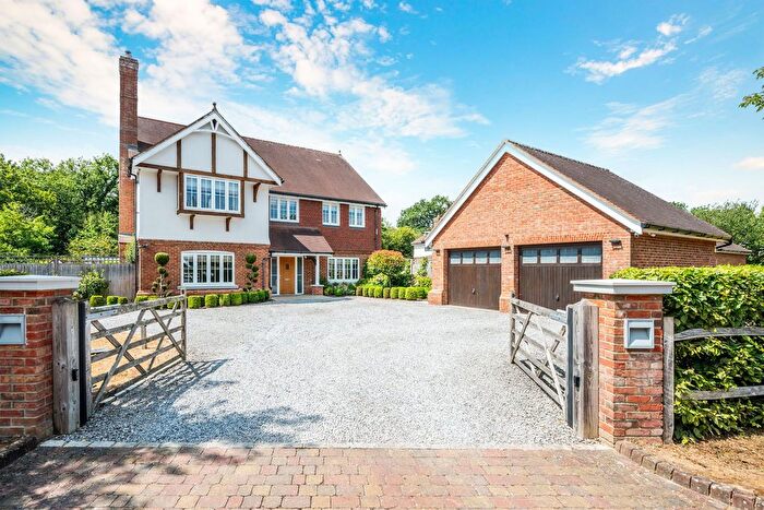 5 Bedroom Detached House For Sale In Coppice Vale, Felbridge, East Grinstead, RH19