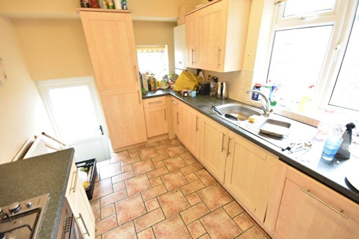 6 Bedroom Maisonette To Rent In Fairfield Road, Jesmond, NE2