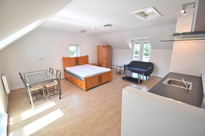 1 Bedroom Studio To Rent In Wyatt Crescent, Lower Earley, Reading, RG6