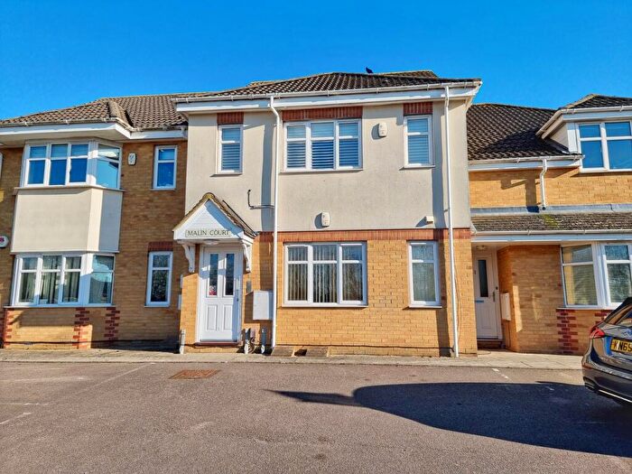 1 Bedroom Apartment For Sale In Luton Road, Barton-le-Clay, Bedfordshire, MK45