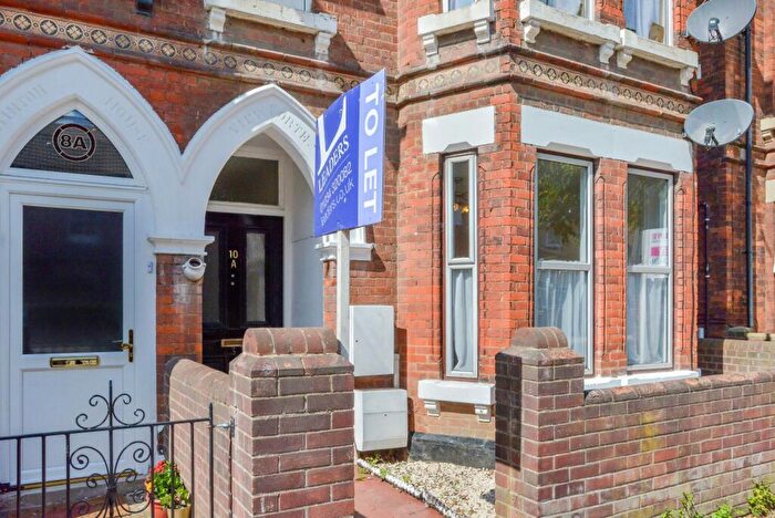 1 Bedroom Flat To Rent In Spenser Road, Bedford, Bedfordshire, MK40