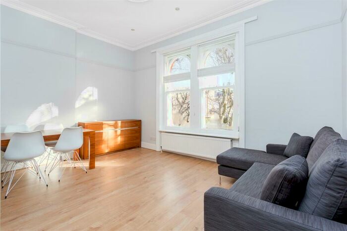 2 Bedroom Flat To Rent In Priory Road, South Hampstead, NW6